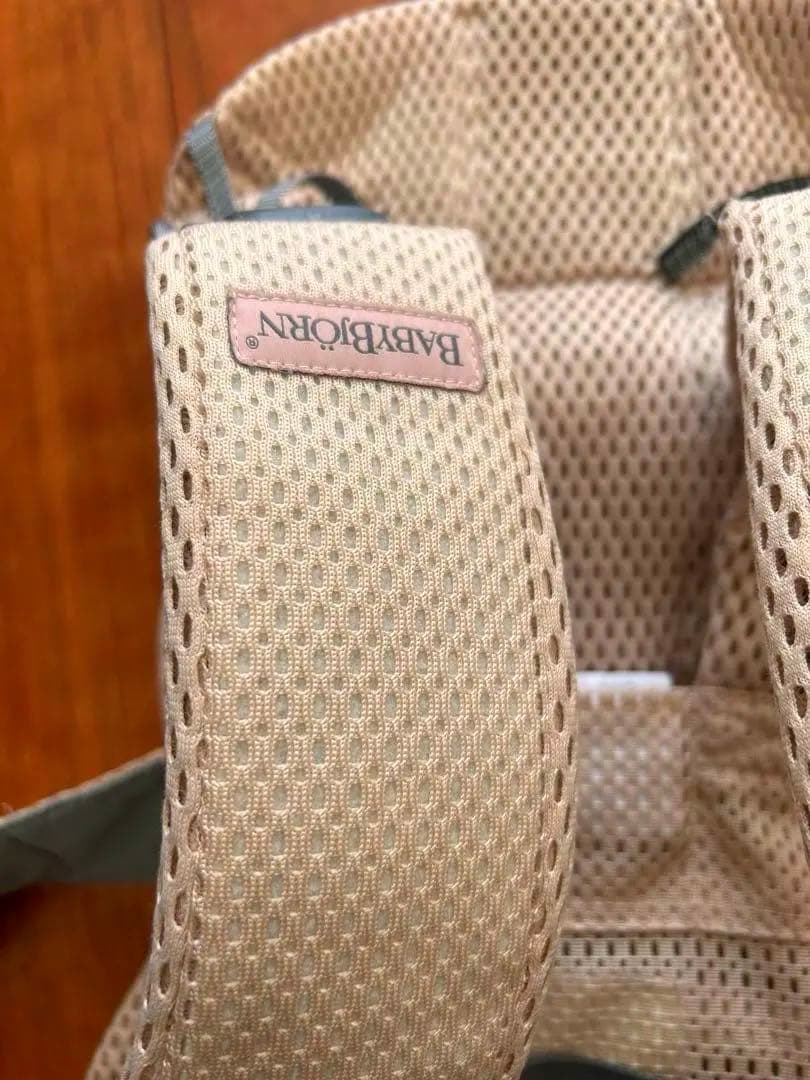 あ*ー様 【週末限定価格】BABYBJÖRN 抱っこひも　ONE KAI Air