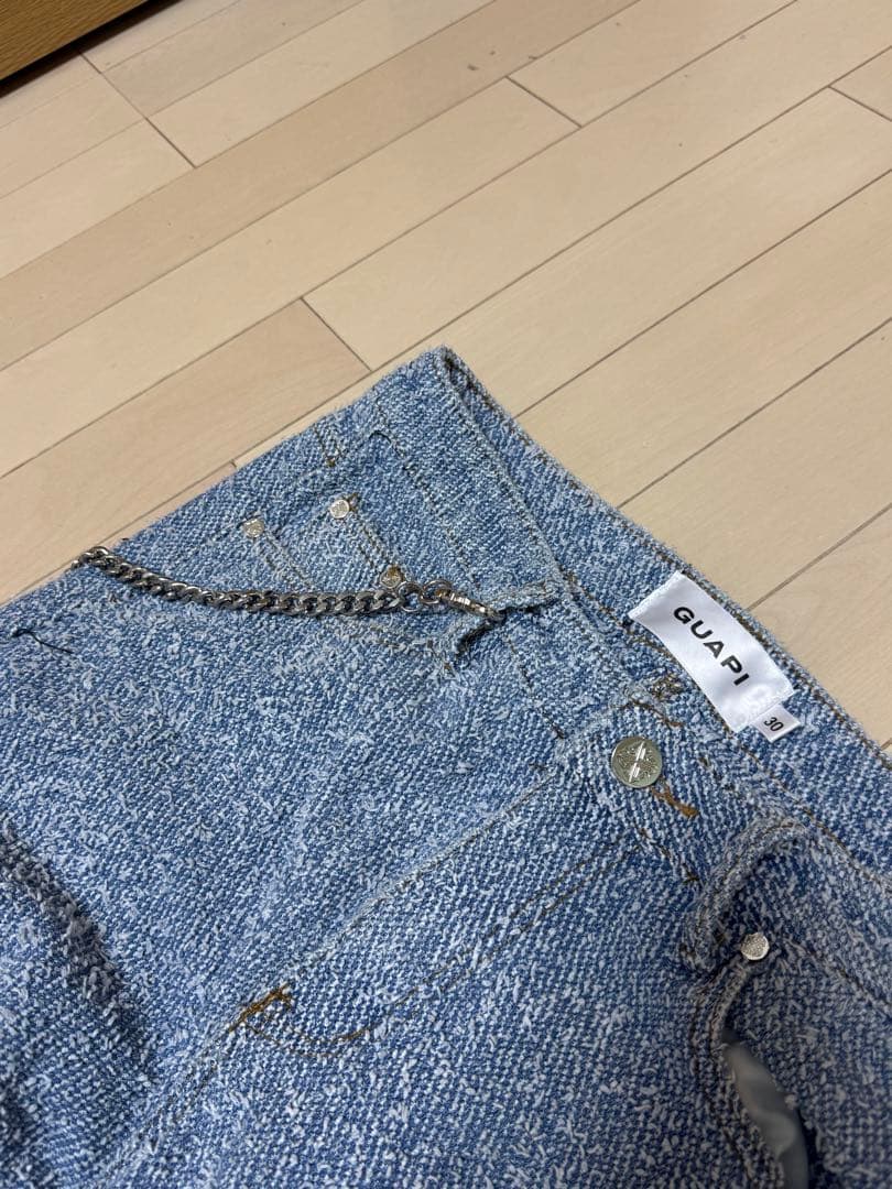 グアピ GUAPI スカイブルー スーパースタックデニム チェーン1個付 30