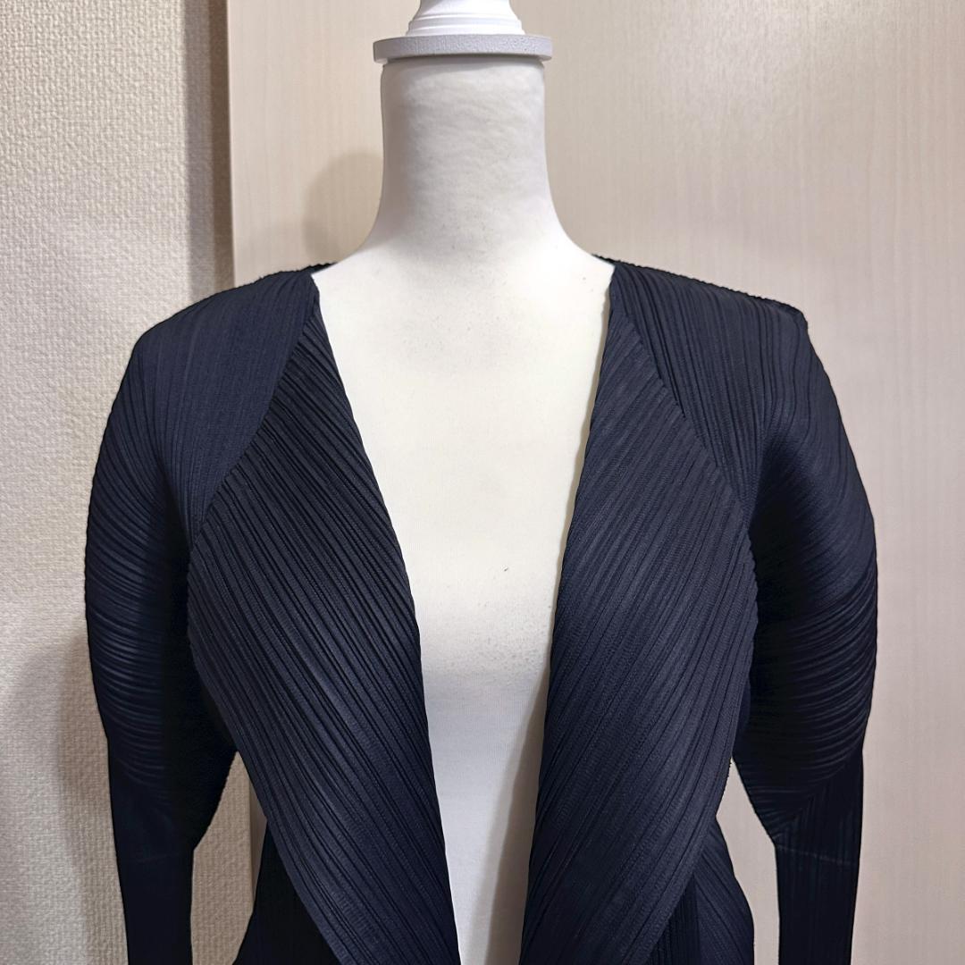 なっちゃん様PLEATS PLEASE　ネイビー　サイズ3　HR1051