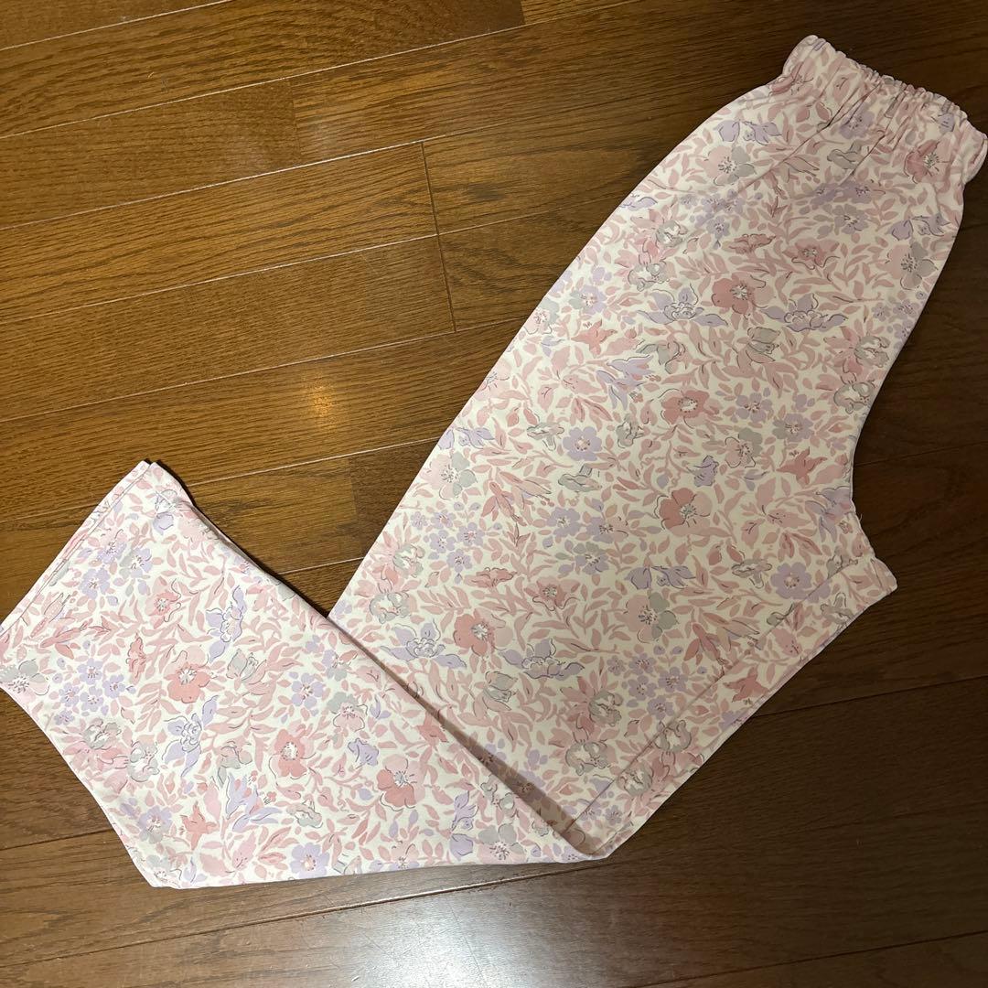 新品タグ付き【LAURA ASHLEY 】婦人パジャマ 春物パジャマ Mサイズ