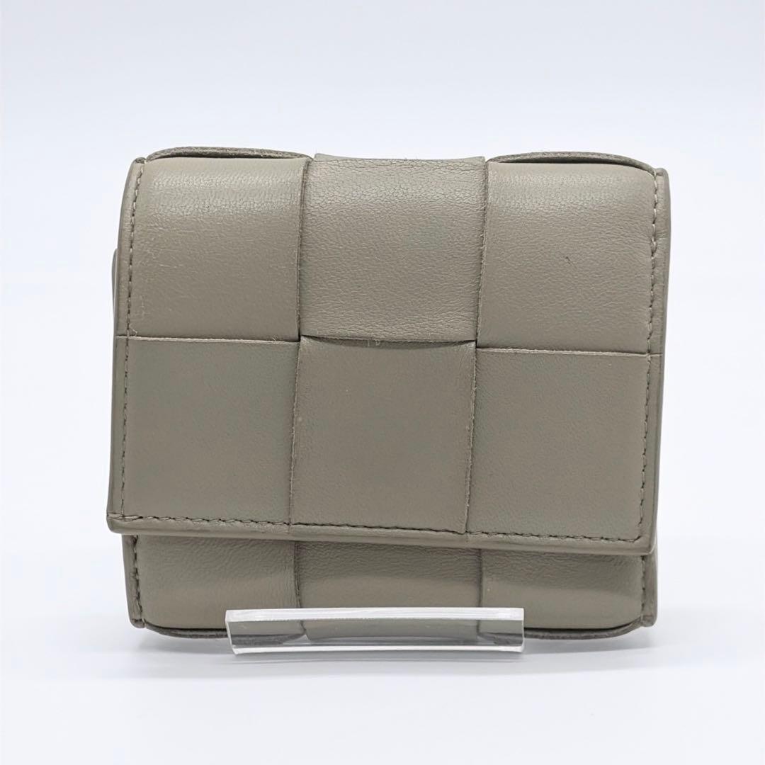 BOTTEGAVENETA ボッテガヴェネタイントレチャート 三つ折り カセット