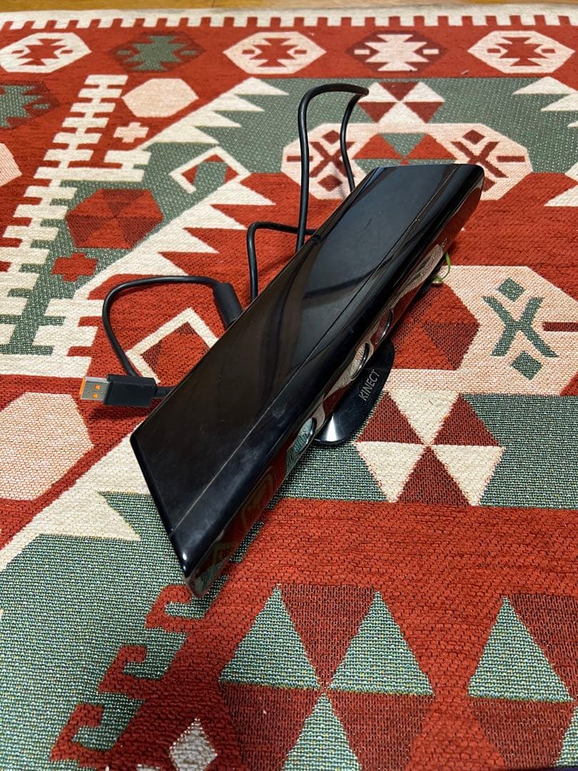 【再値下】Microsoft Xbox360 4GB + KINECT