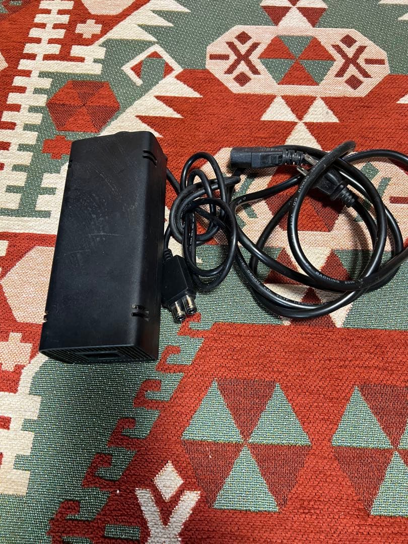 【再値下】Microsoft Xbox360 4GB + KINECT
