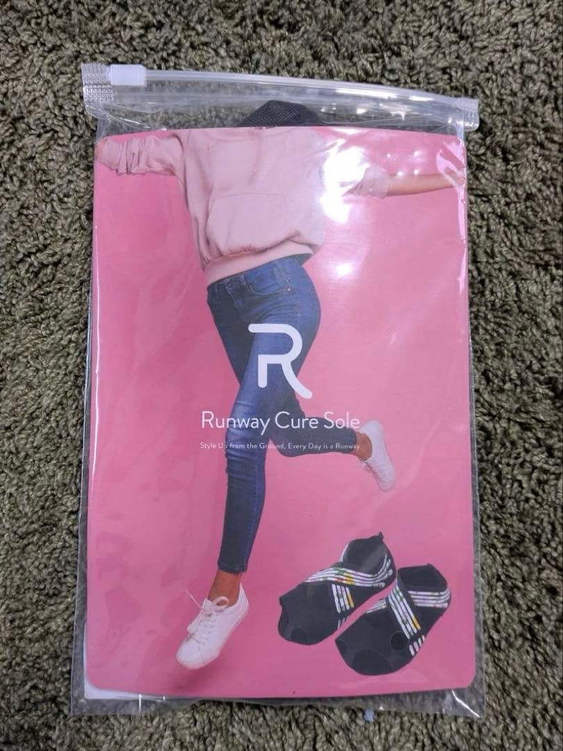 【試し履きのみ】Runway Cure Sole ヨガソックス M ブラック