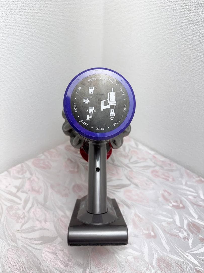 【分解洗浄済】325-1-ダイソン dyson v10 sv12 掃除機 作動品