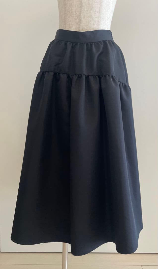 ★新品未使用★SYSORUSブラックフレアスカート