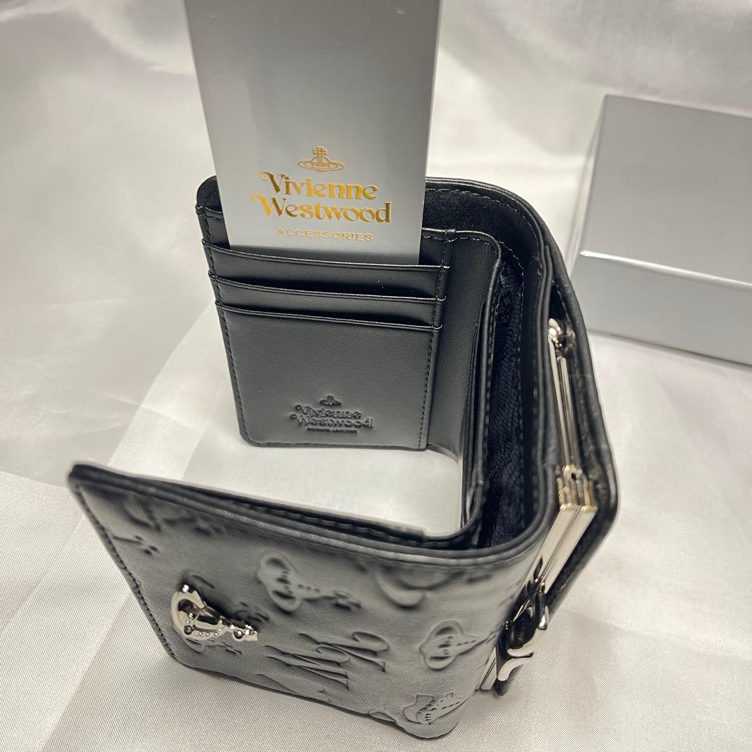 新品 Vivienne Westwood 黒 内装ヴィヴィアン柄 三つ折り財布
