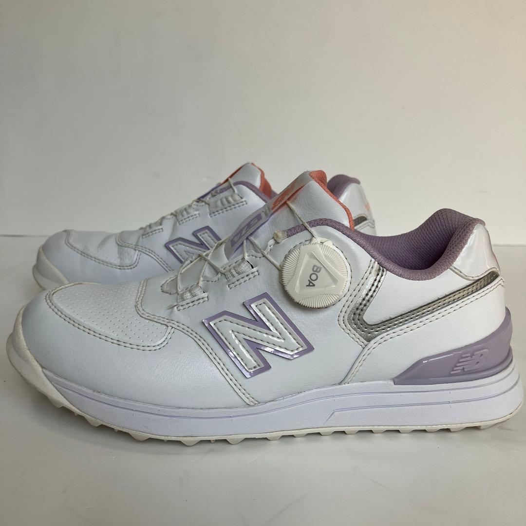 【極美品】NB ニューバランスゴルフ 23cm 574 白 スパイクレス 2E