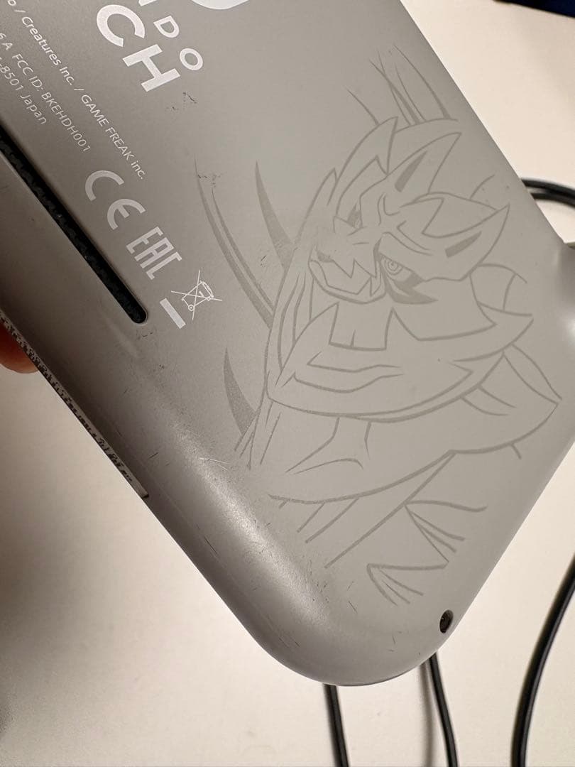 Nintendo Switch Lite ザシアンザマゼンタ