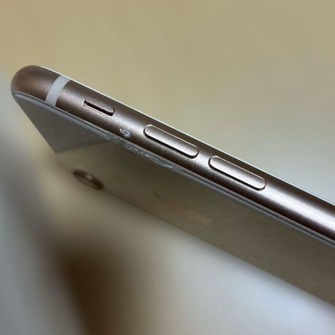 iPhone 8 ゴールド　本体＋箱のみ＋ガラスフィルム　背面ひび割れ