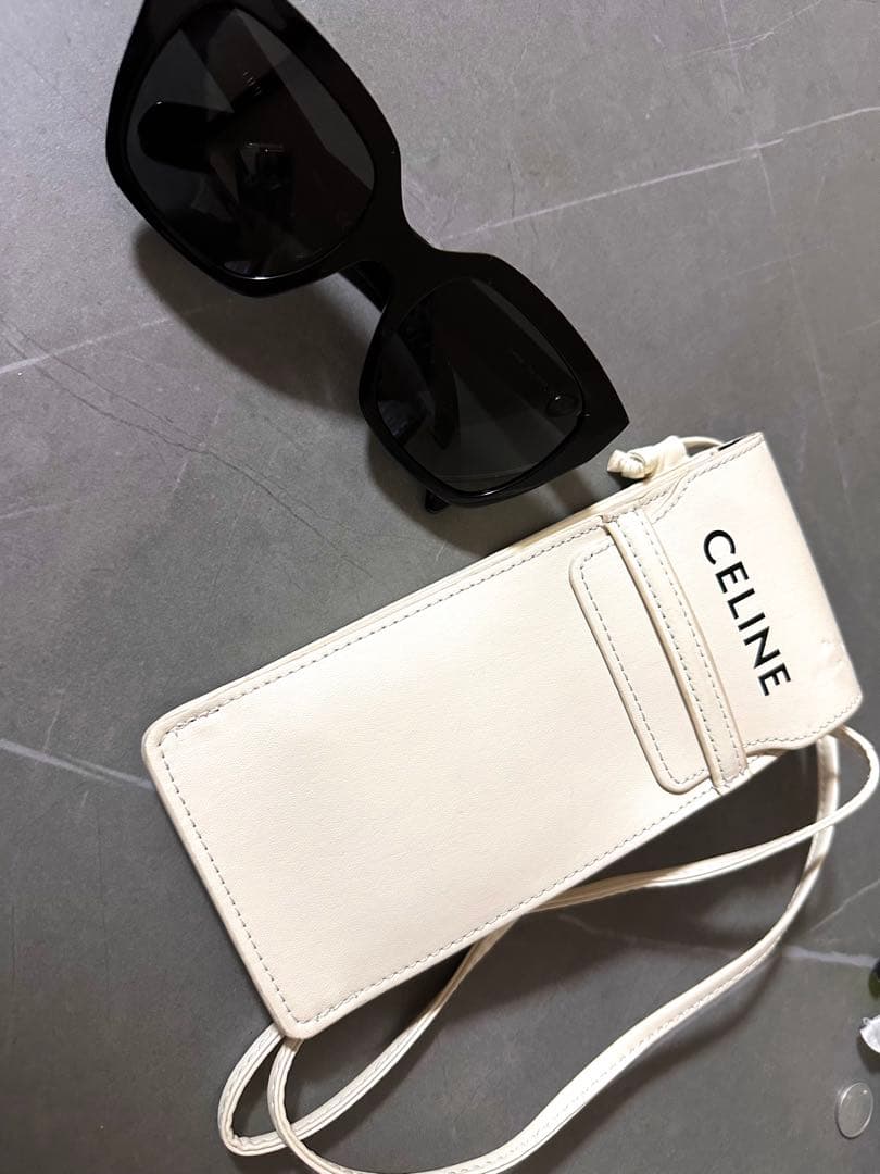 CELINE セリーヌサングラス　ブラック 本日発送可！