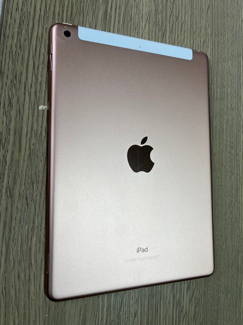 iPad 第6世代 Wi-Fi + Cellular simロック解除済