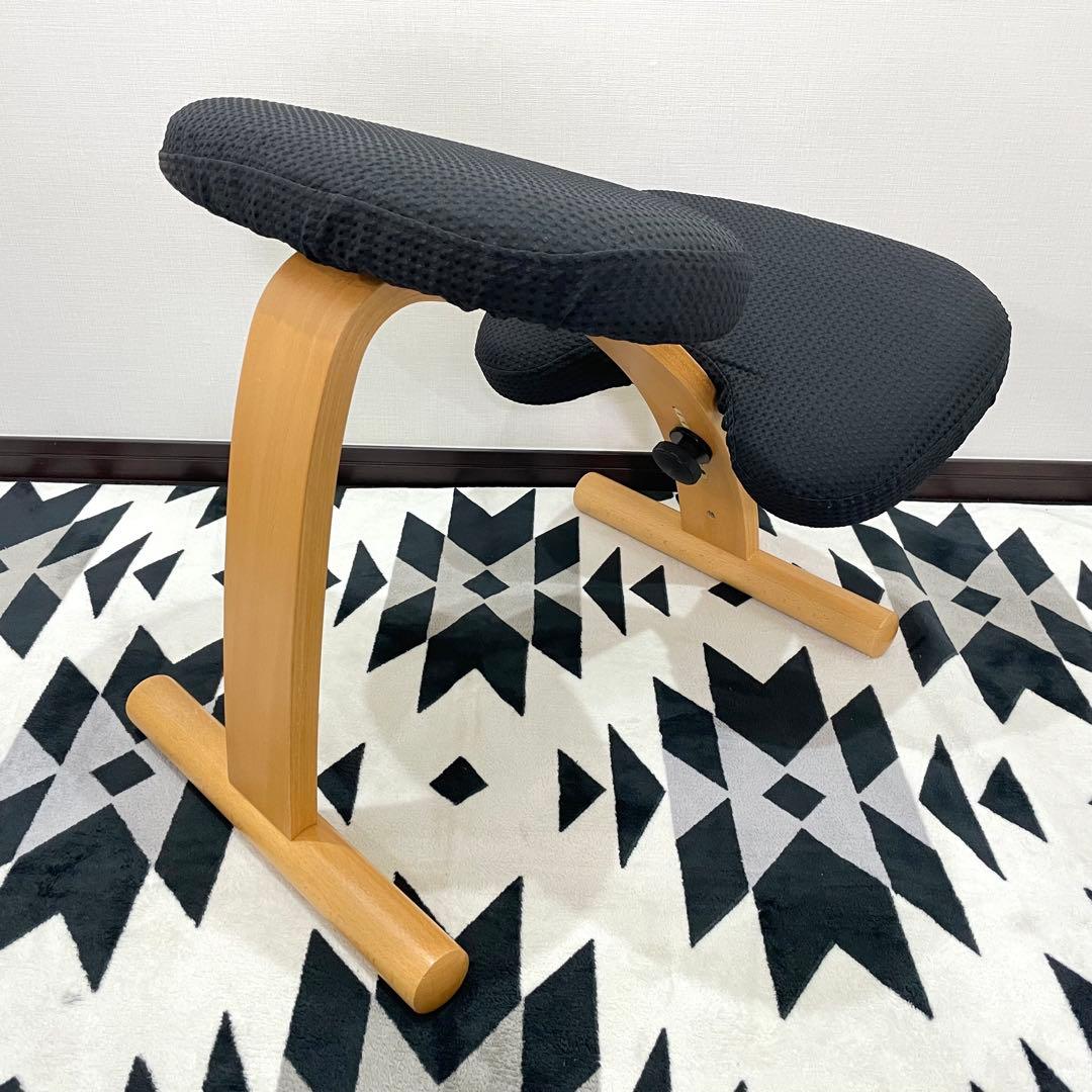 バランスラボ バランスチェア バランスイージー ライトグリーン 中古品 黒カバー