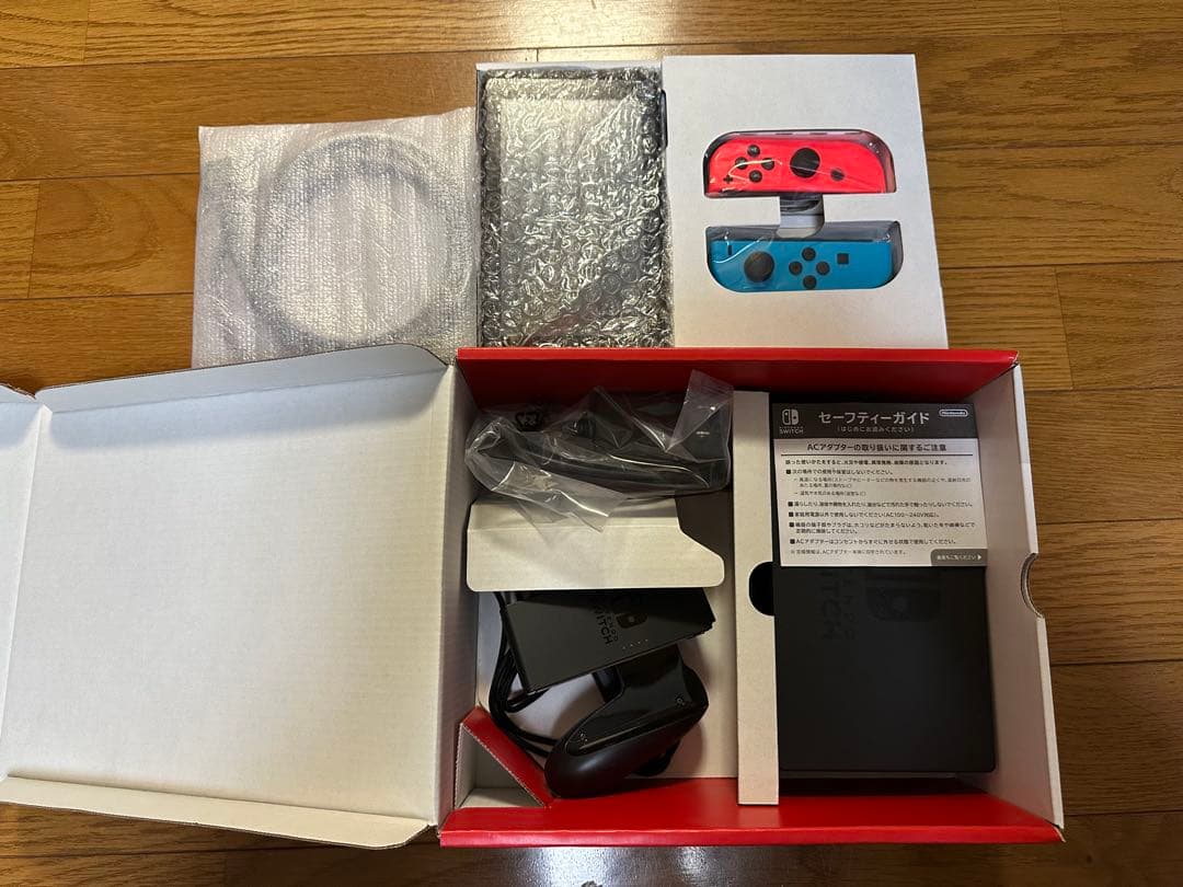 【超美品】Nintendo Switch 本体 箱・付属品完備 動作確認済