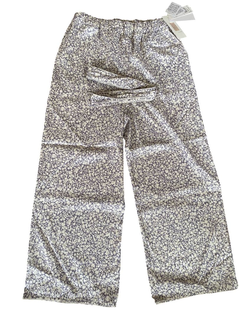 新品　SNIDEL  小花柄ルームウェア 上下セット　スナイデルホーム