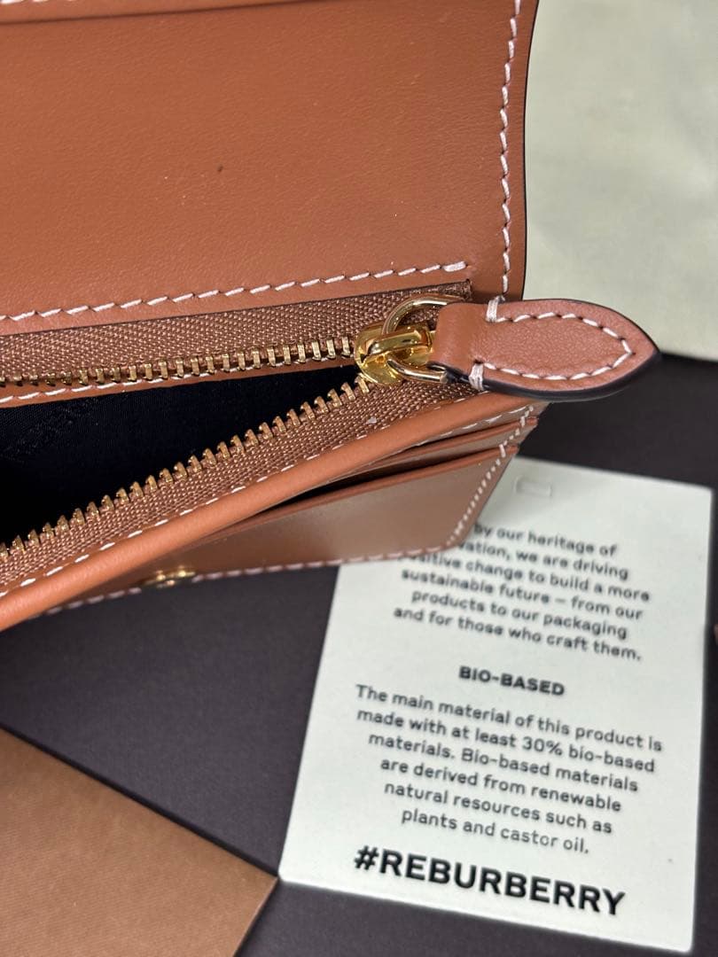 BURBERRY 二つ折り財布 ベージュ チェック柄 未使用品