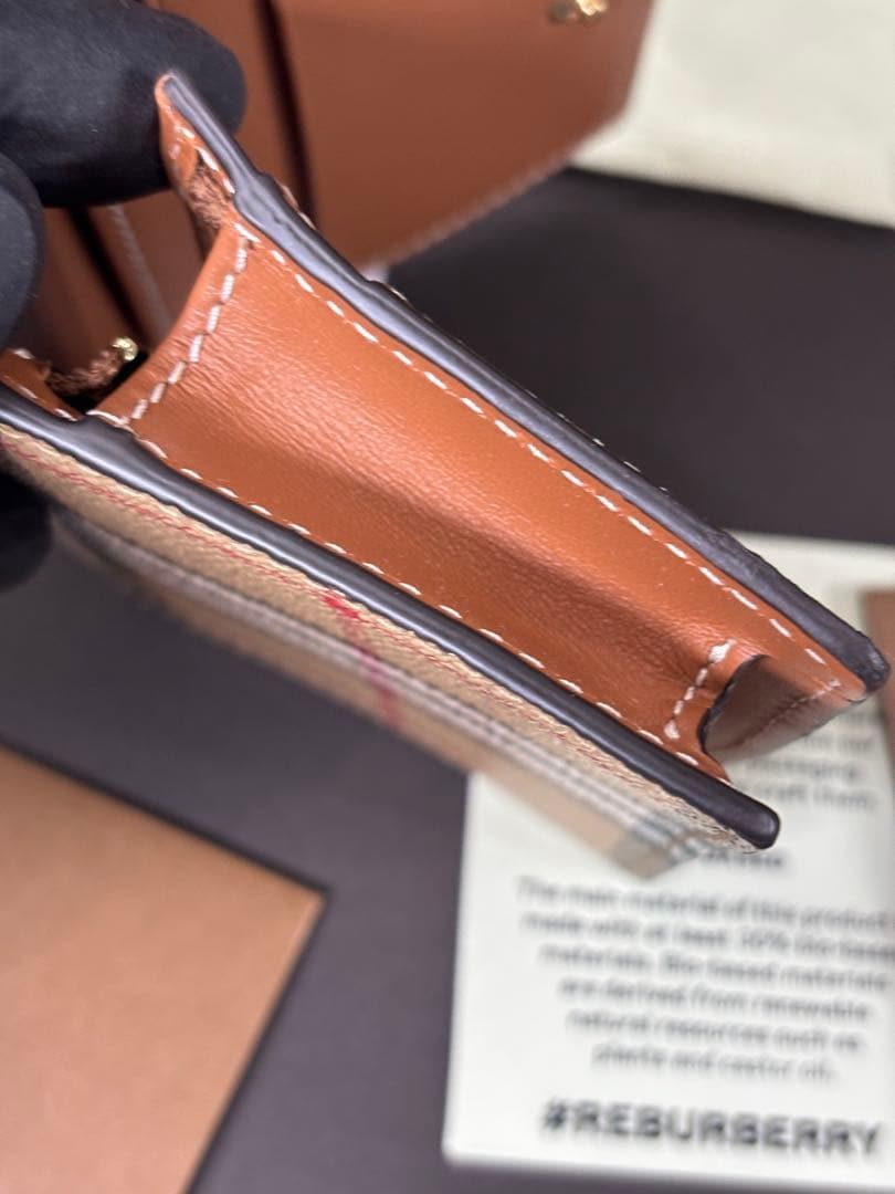 BURBERRY 二つ折り財布 ベージュ チェック柄 未使用品