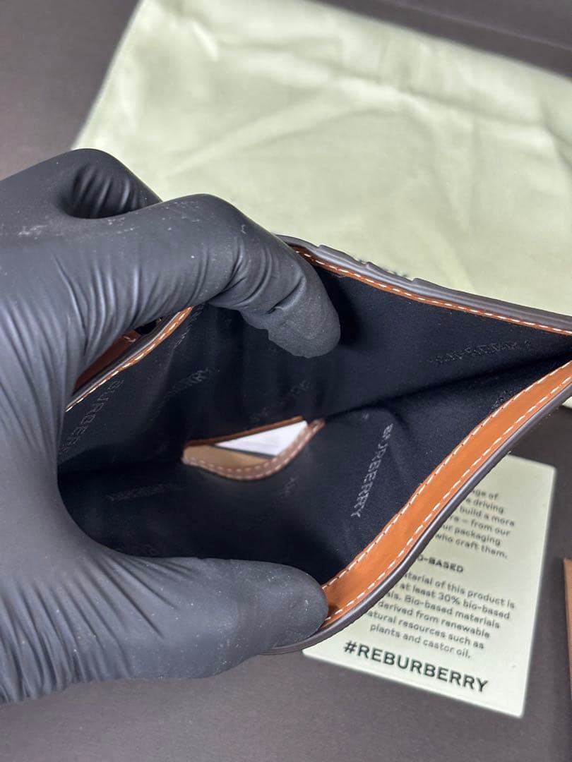 BURBERRY 二つ折り財布 ベージュ チェック柄 未使用品