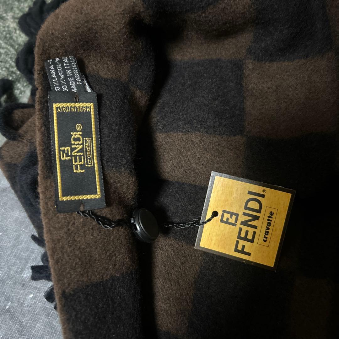 小型わんちゃん　FENDI ブラウン ズッカ柄マフラー