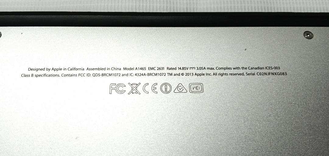 MacBook Air11インチ Core i5 SSD121GB 動作品格安