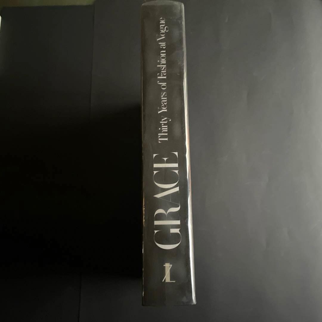 アート・デザイン・音楽 GRACE: Thirty Years of Fashion at Vogue