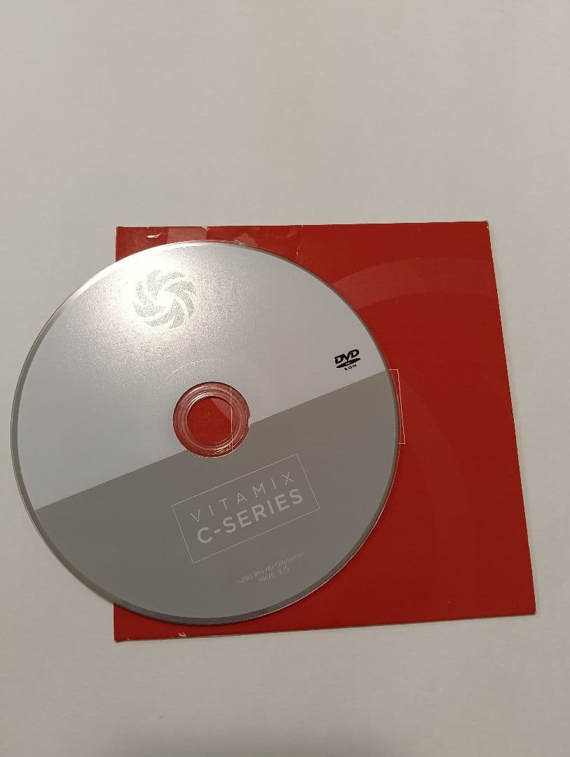【値下げキャンペーン】＼1台8役／Vitamix ミキサーVM0111レッド美品
