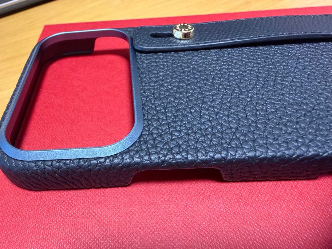 ボナベンチュラ iPhone17promaxケース✳︎ハンドル付きバックカバー