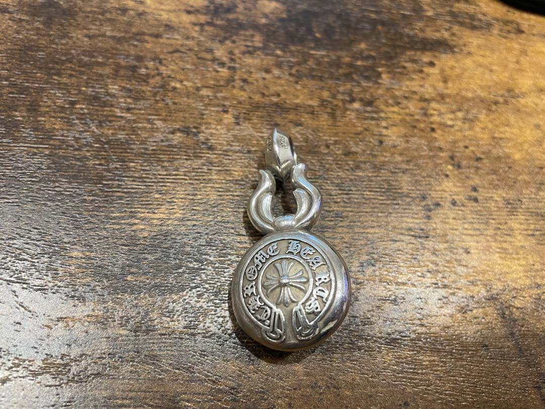 【超希少】CHROME HEARTS/ラージ クロス ボール ペンダント