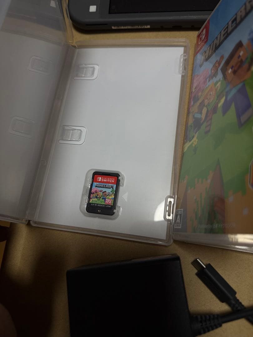 Nintendo Switch Lite 2台とゲーム4本セット