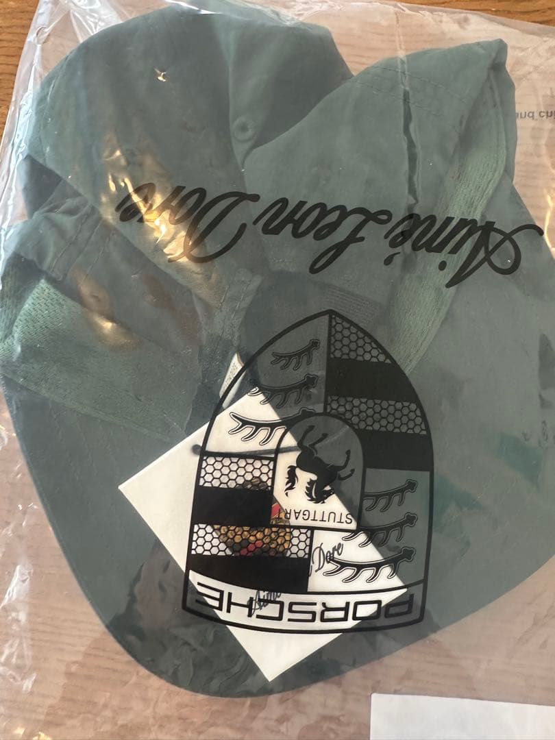 エメレオンドレ×PORSCHE DIN LOGO HAT