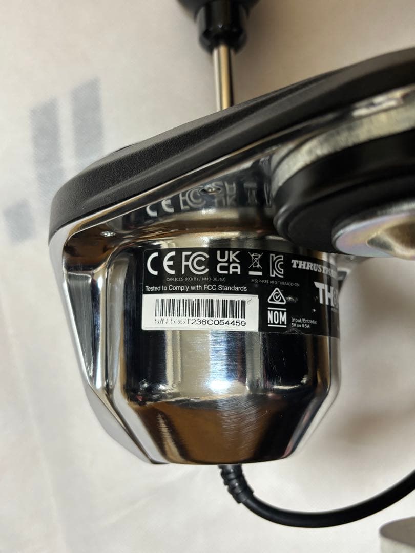 THRUSTMASTER TH8Aシフター Add on shifter