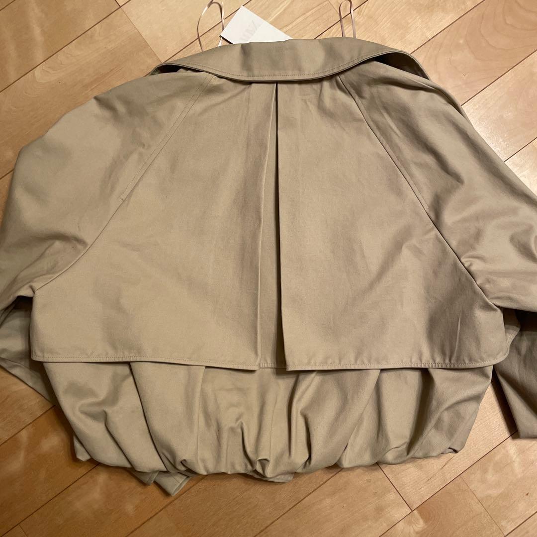 ZARA ショートバルーントレンチコート Lサイズ　新品