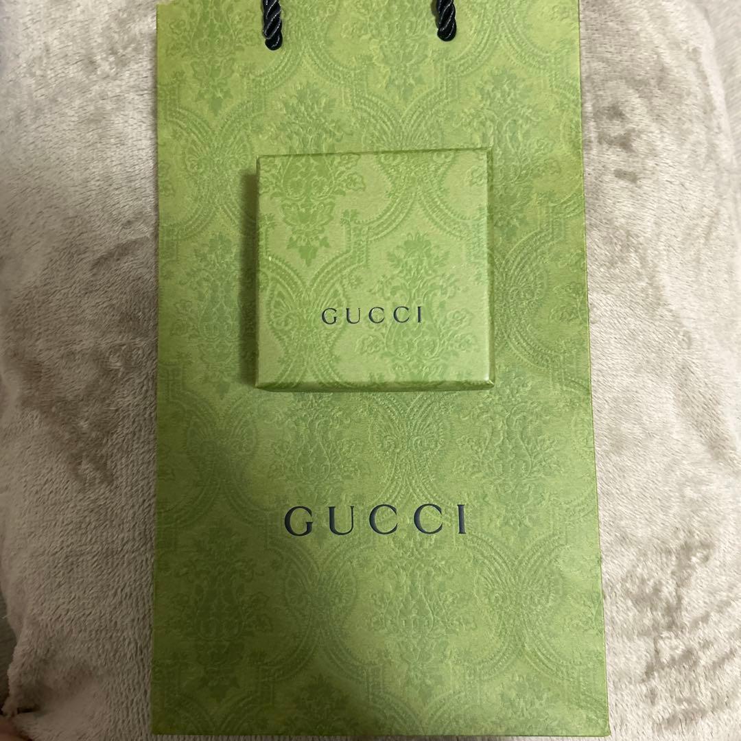 GUCCI シルバー ネックレス(ショッピングバック付)