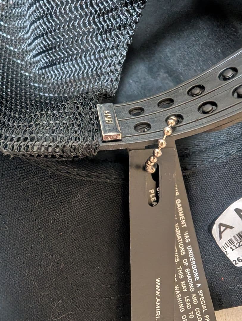 AMIRI ブラック トラッカーキャップ