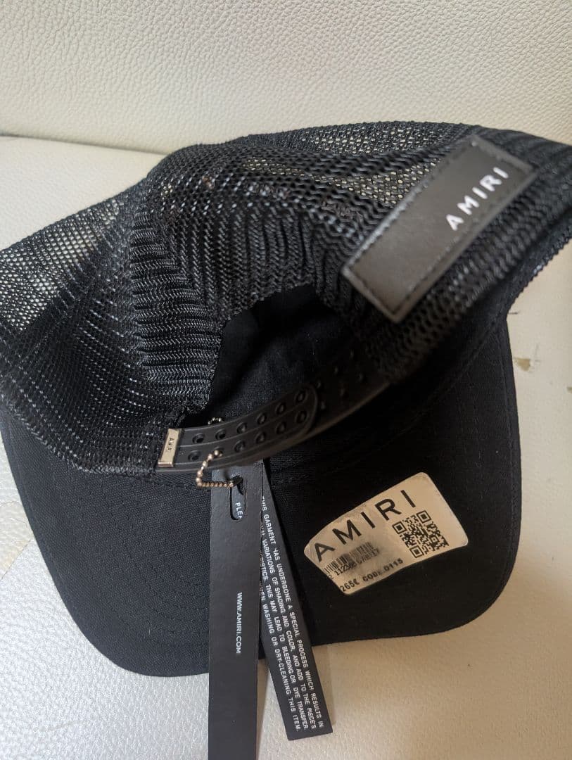 AMIRI ブラック トラッカーキャップ