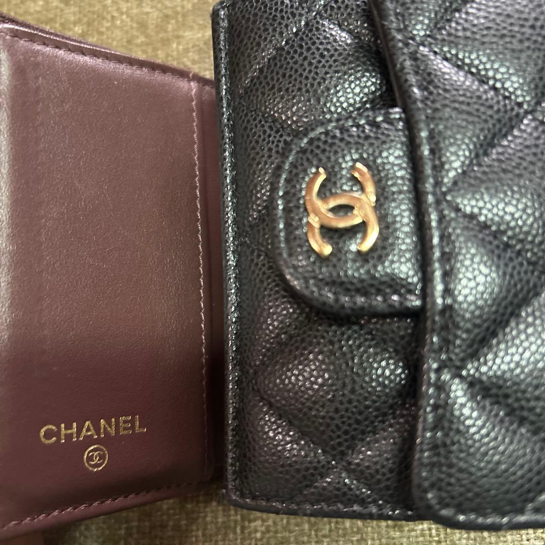 CHANEL ブラック レザー 三つ折り財布