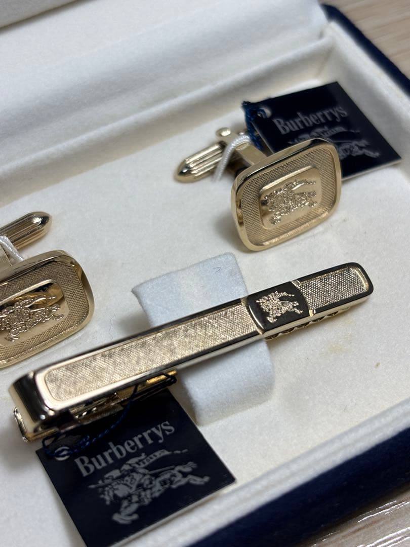 【新品】Burberrys バーバリーズ カフス＆ネクタイピン セット 箱付き