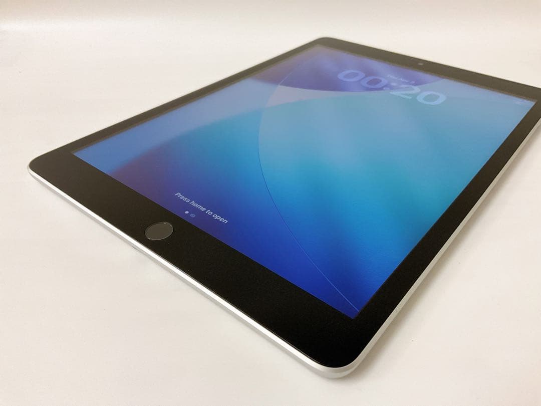【美品・BT100％】iPad 第9世代 64GB Wifiモデル シルバー