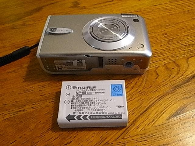 FUJIFILM FinePix F30 動作品