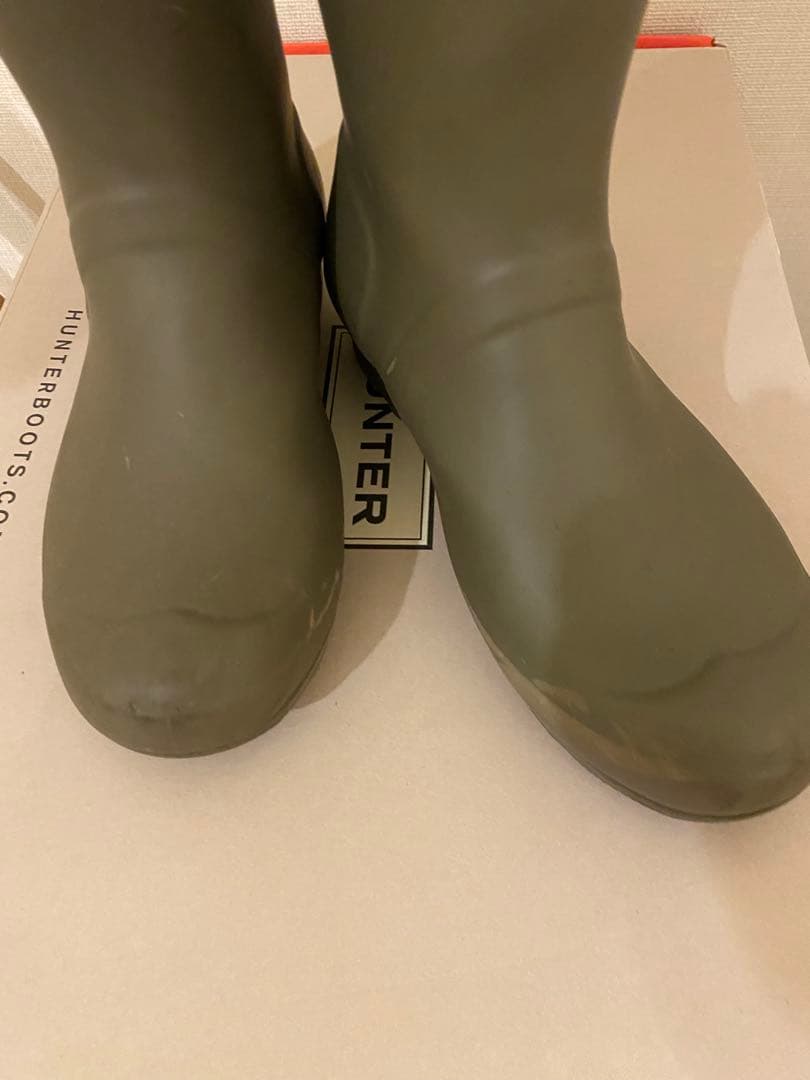 HUNTER オリーブグリーン レインブーツ