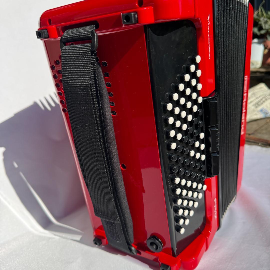 専用ケース付きローランド Vアコーディオン FR-1x 赤　美品！