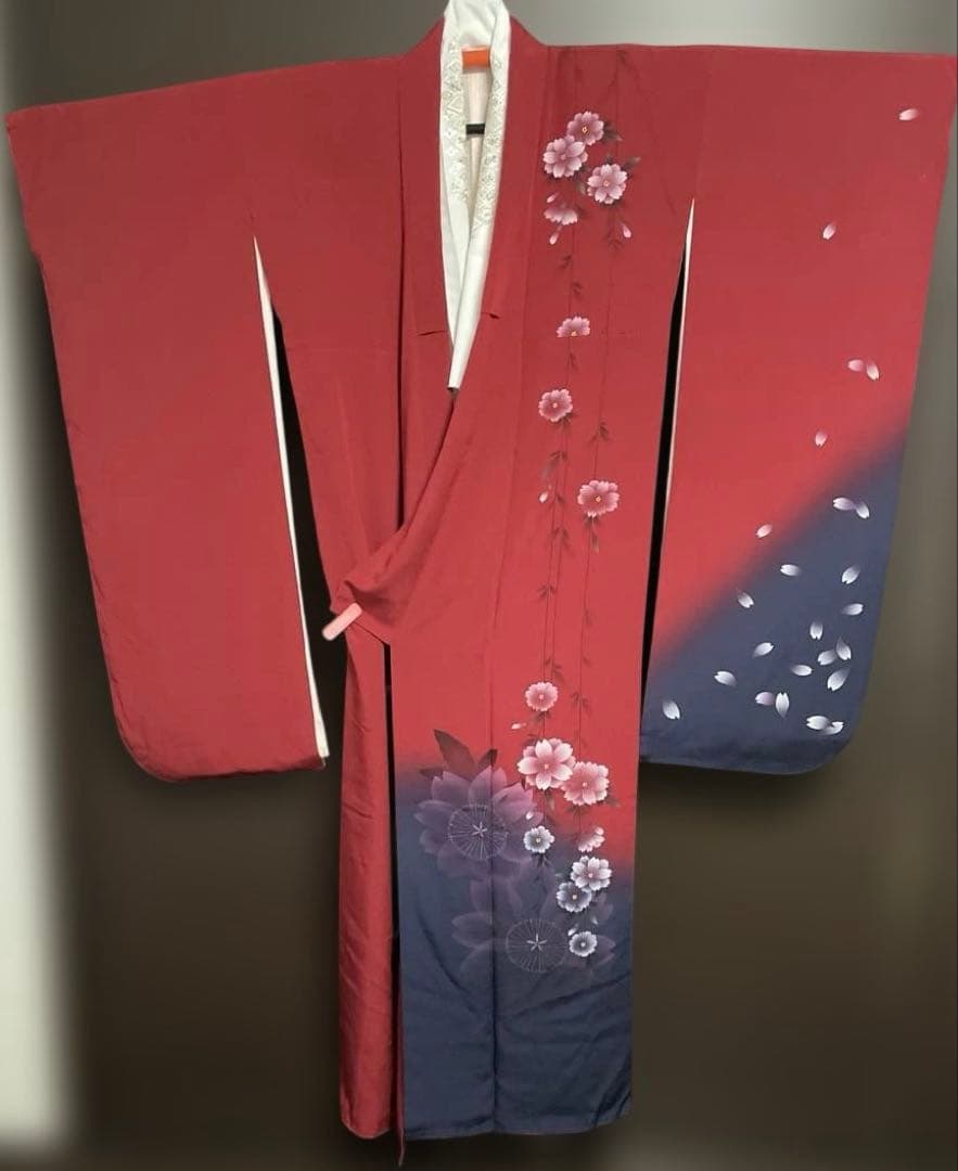 振袖と長襦袢セット　刺繍半衿付き　正絹　桜　赤　トールサイズ　卒業式　袴にも