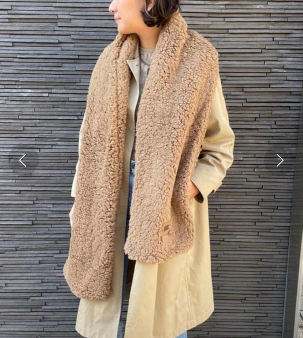 美品アグSHERPAOVERSIZEDSCARFシェルパオーバーサイズドスカーフ