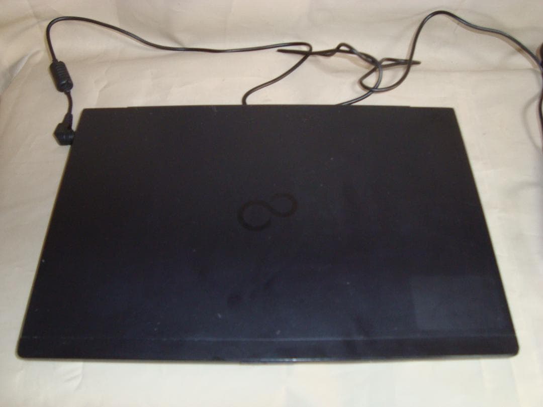 富士通、U937、CELー3965U、128GB/4GB、WIN11