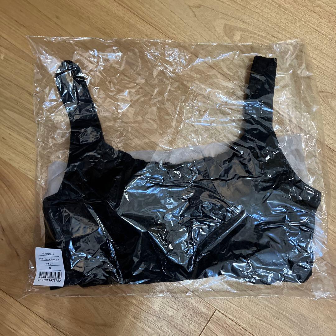 (新品、未使用)SUKALA フラワーレースブラトップ ブラック Mサイズ