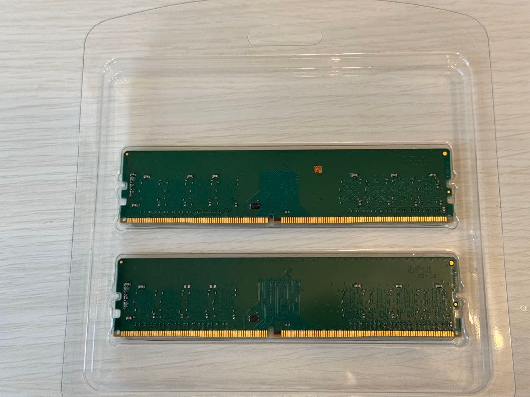 Crucial DDR4 32GB (W4U3200CM-16GR 2枚)