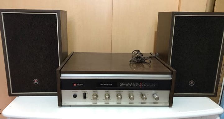 HITACHI 日立　レコードプレーヤー　レトロ
