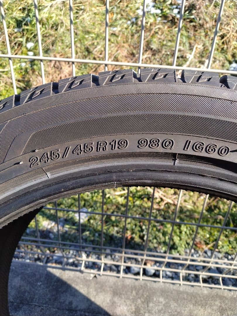 YOKOHAMA　245/45R19 iceGUARD 6 iG60A 60