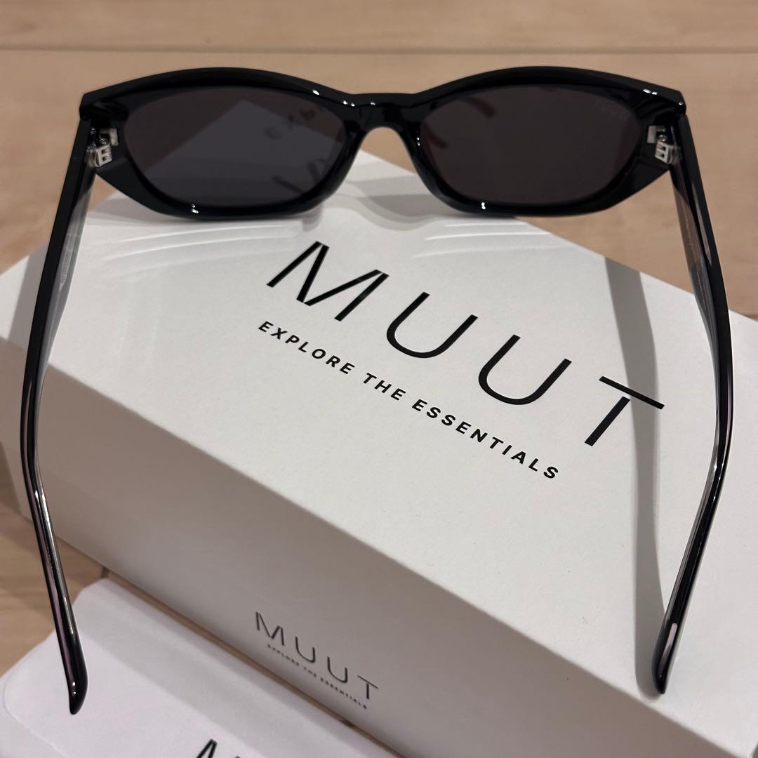 MUUT サングラス　韓国