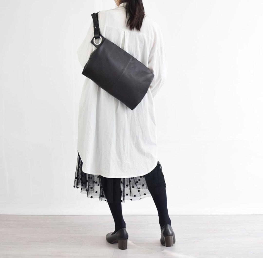 ★極美品★kawa-kawa hatomeボディバッグ Lサイズ